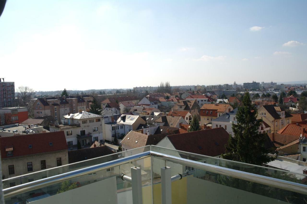 Apartman Centroom Piest'any Exteriér fotografie